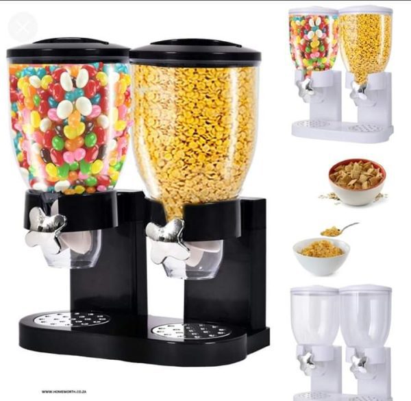 Double cereal dispenser