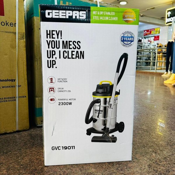 Geepas Wet & Dry Vacuum Cleaner GVC19011