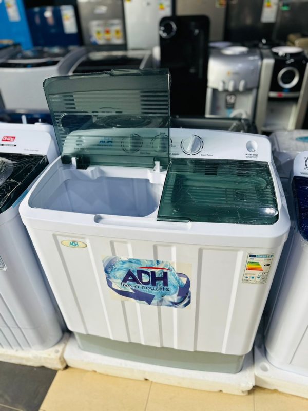 ADH 8kg Twin Tub Washing Machine.